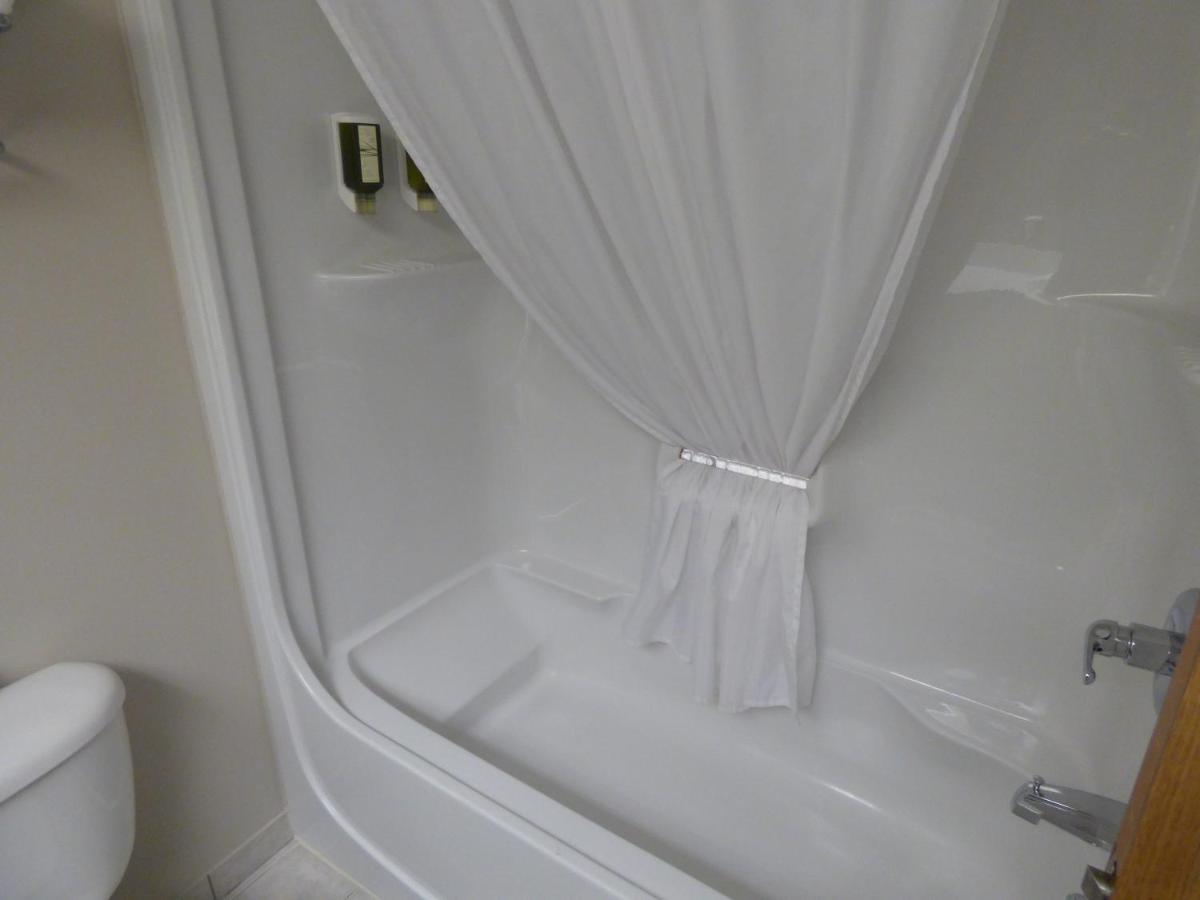 מאניוואקי Chateau Logue Hotel מראה חיצוני תמונה